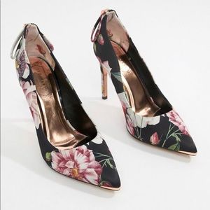 Beautiful Floral Ted Baker pumps